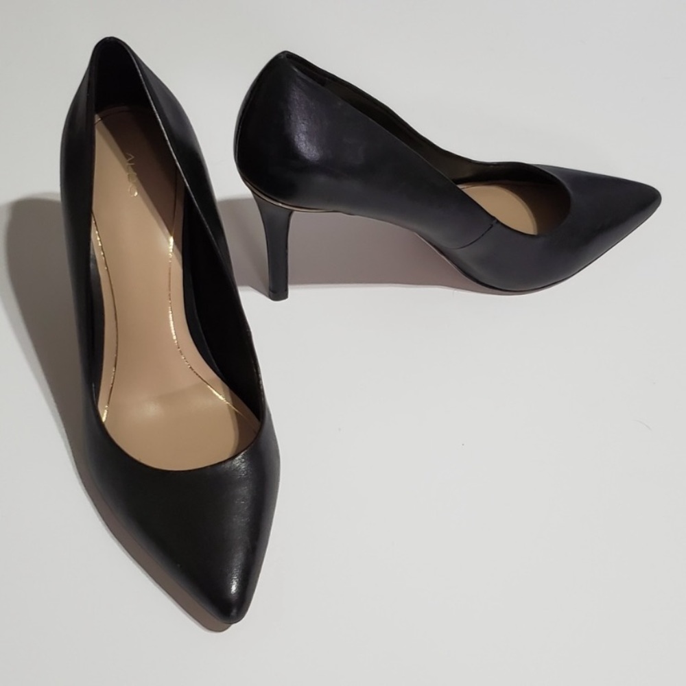 Black Leather Aldo Uloaviel pumps size 7
